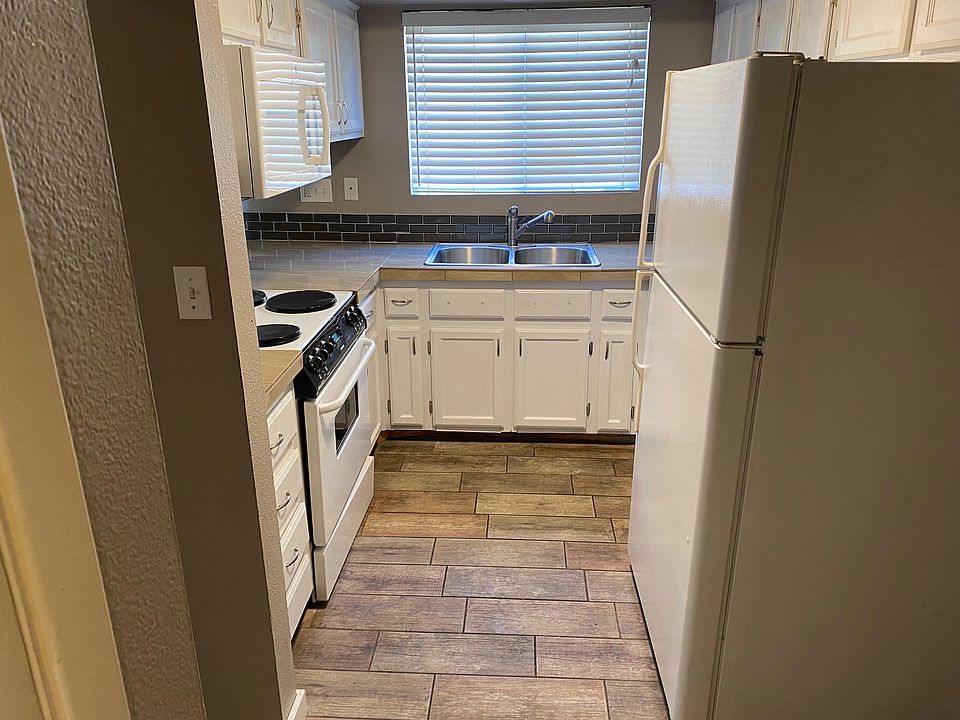 1st image of 12445 N 21st Ave Unit 24