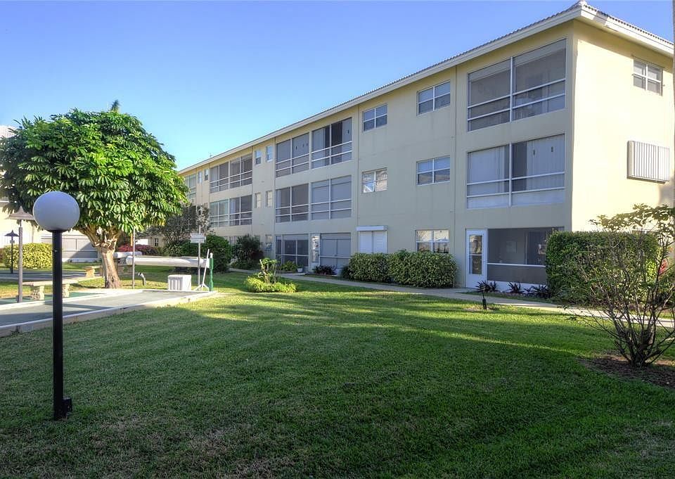 1st image of 1951 NE 39th Street #360