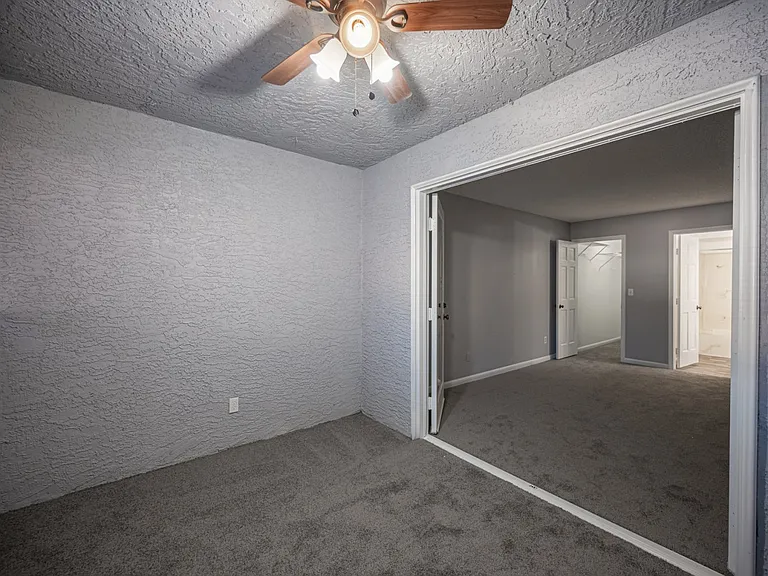 1406 Santa Margarita St #B — Photo 32