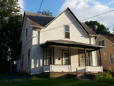 1706 W 3rd St, Sioux City, IA, 51103