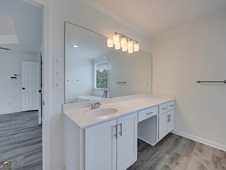 5795 Dovnick Dr — Photo 50