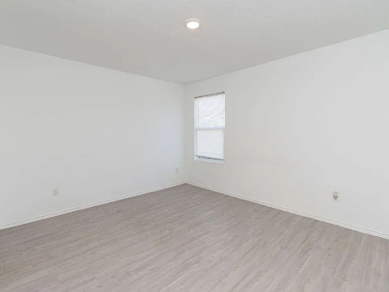 5812 San Geronimo — Photo 7