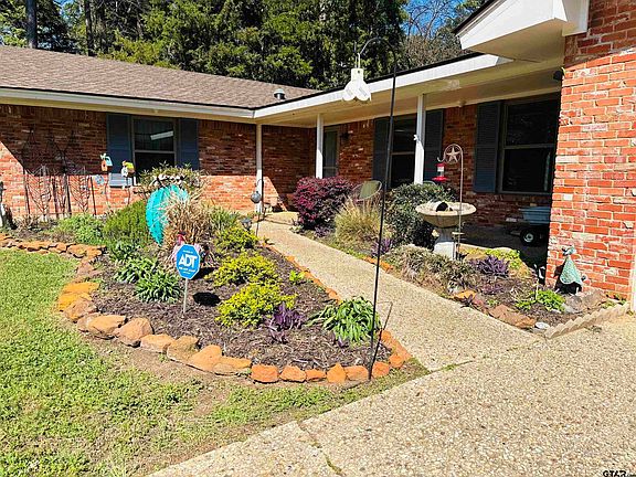 2nd image of 18058 Whispering Pines Rd