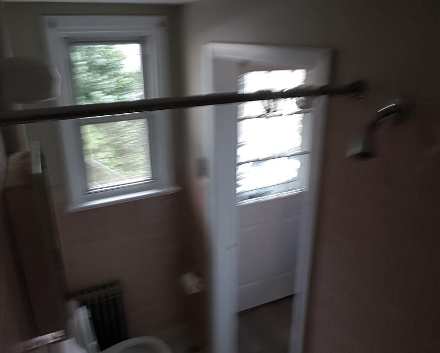 2nd image of 521 Fayette St APT 2