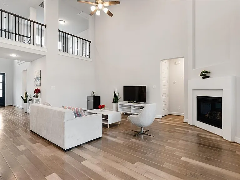 28926 Creekside Bend Dr — Photo 16