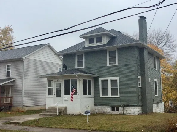 919 Orchard Pl, Jackson, MI 49203