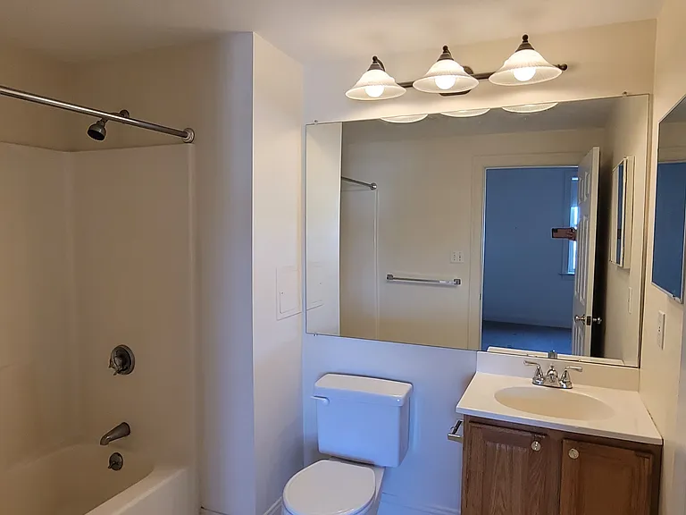 33 Randolph St #11 — Photo 5