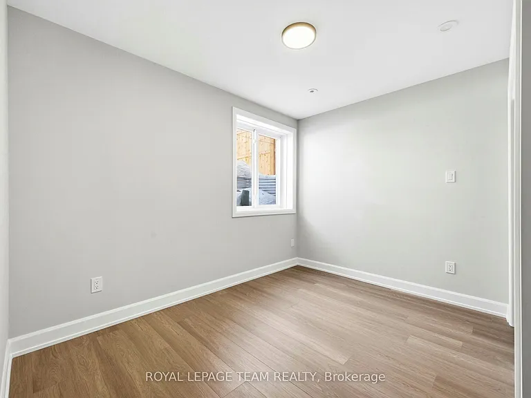 7 Gwynne Ave #B — Photo 15