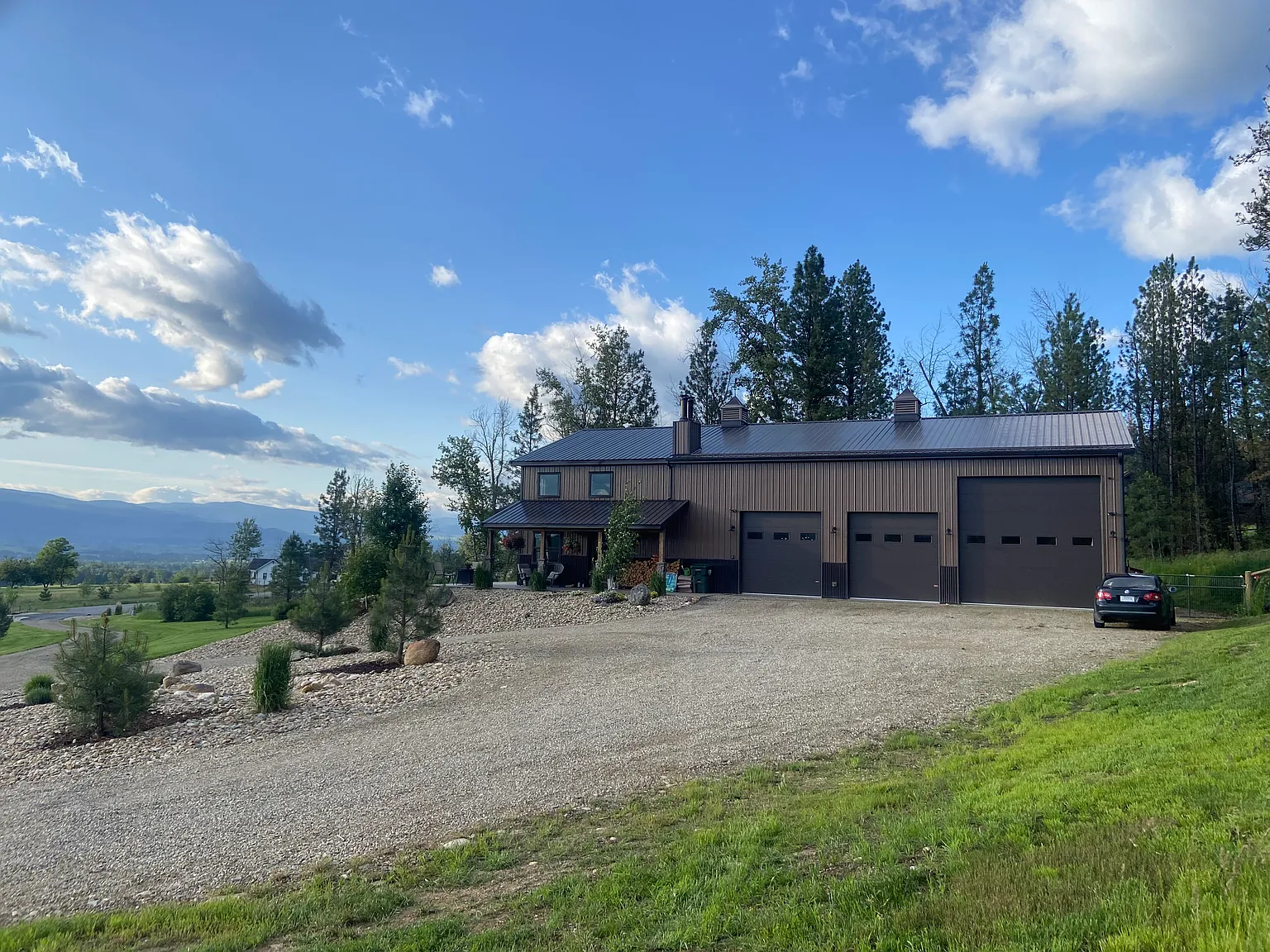 3 bed, 2.5 bath, 1600 sqft, $4,000 — Photo 4