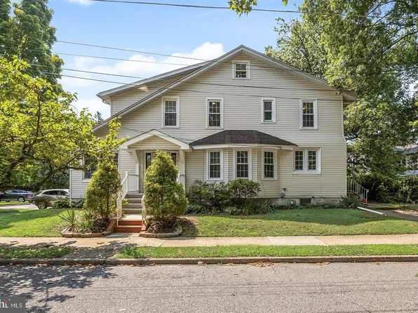 7 Lake Shore Dr, Collingswood, NJ 08108