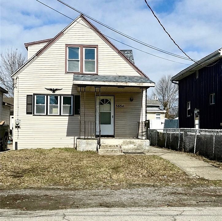 1st image of 3654 7th St