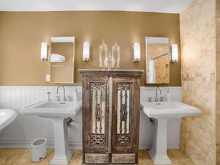 1256 Lake Breeze Dr — Photo 24