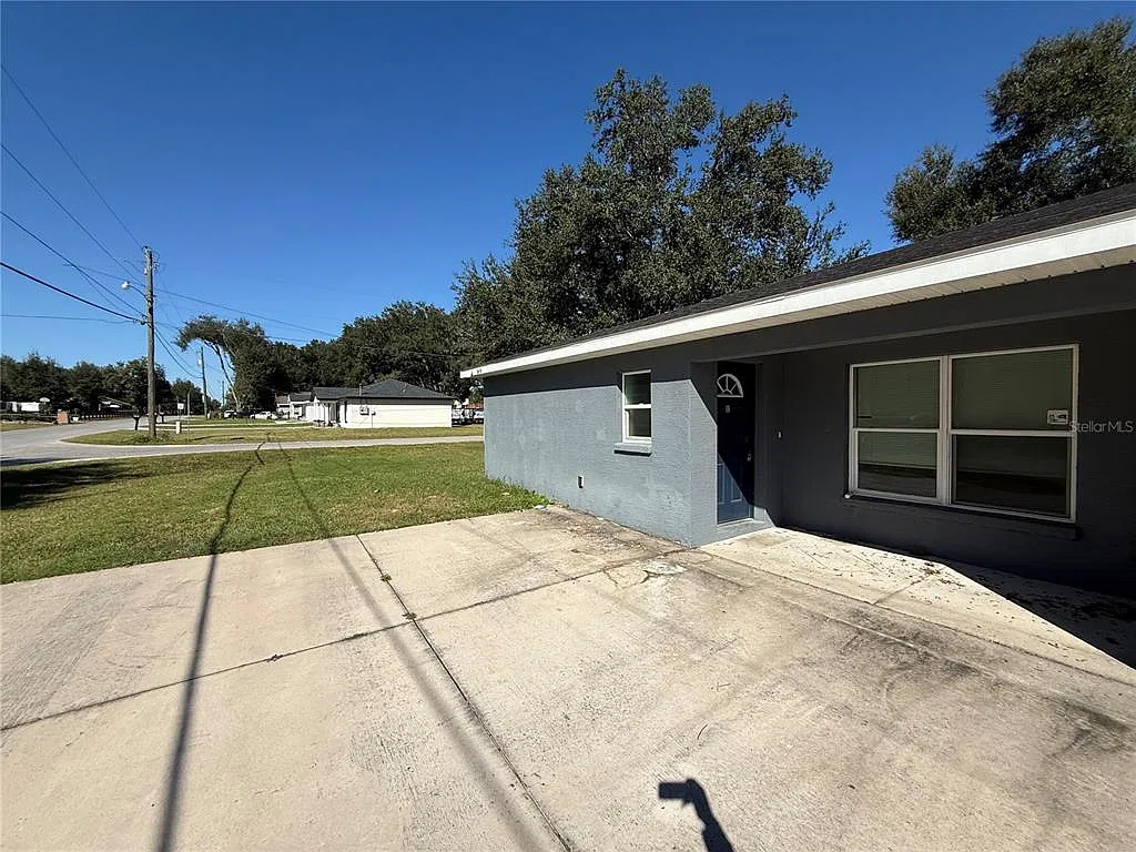 2 bed, 2.0 bath, 1288 sqft, $1,300 — Photo 2