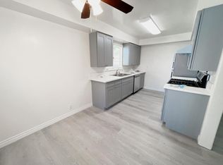 42 S Parkwood Ave, Pasadena, CA 91107