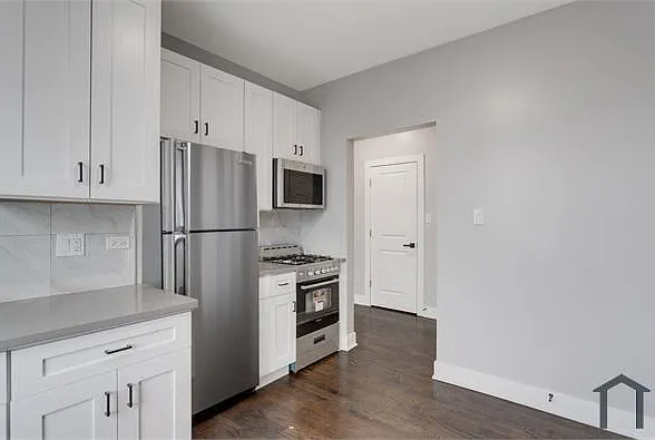 8022 S Ellis Ave #1B — Photo 5