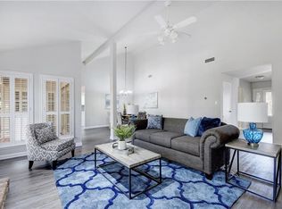 11206 Santa Cruz Dr, Austin, TX 78759