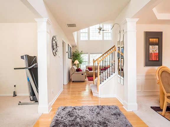 3rd image of 158 Susobell Pl