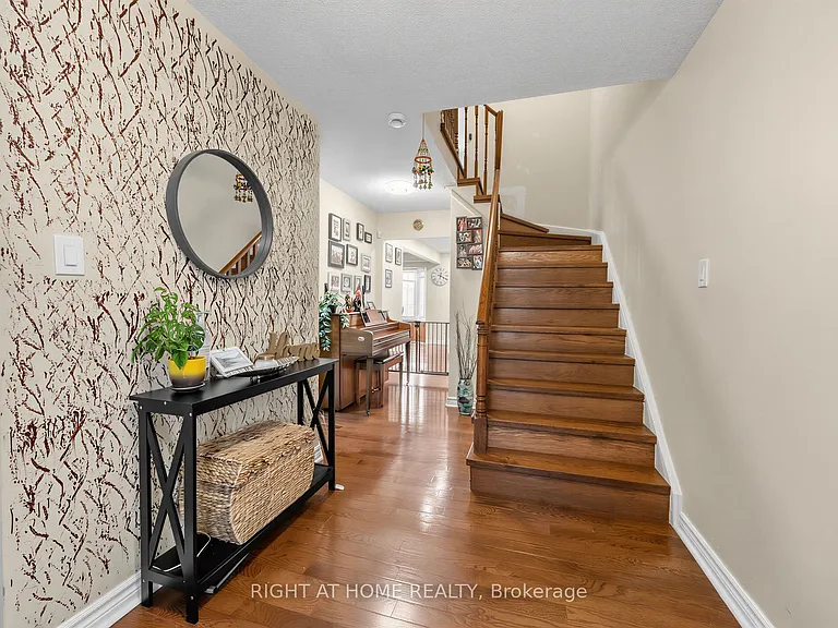 1663 Tawnberry St — Photo 8