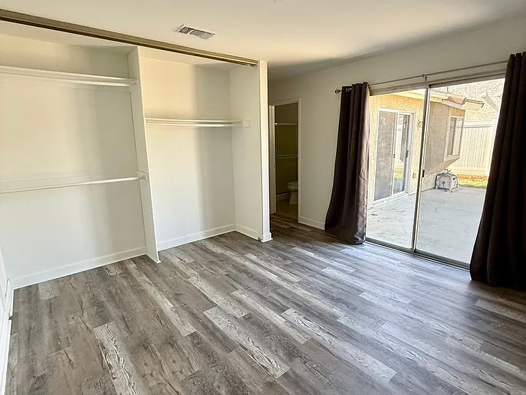 7147 Chaney Ct — Photo 9