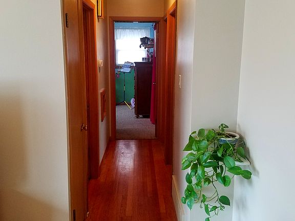 4th image of 717 Belshire Dr