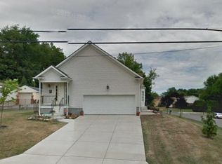 1368 Youll St, Niles, OH