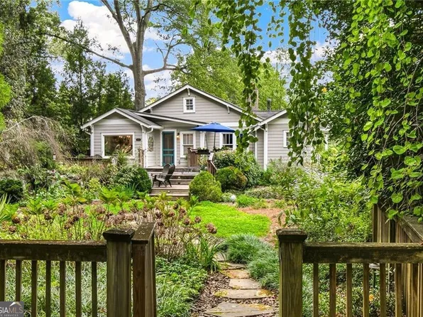 2635 Pangborn Rd, Decatur, GA 30033