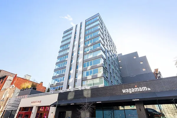 Rented by Greystar | media 45