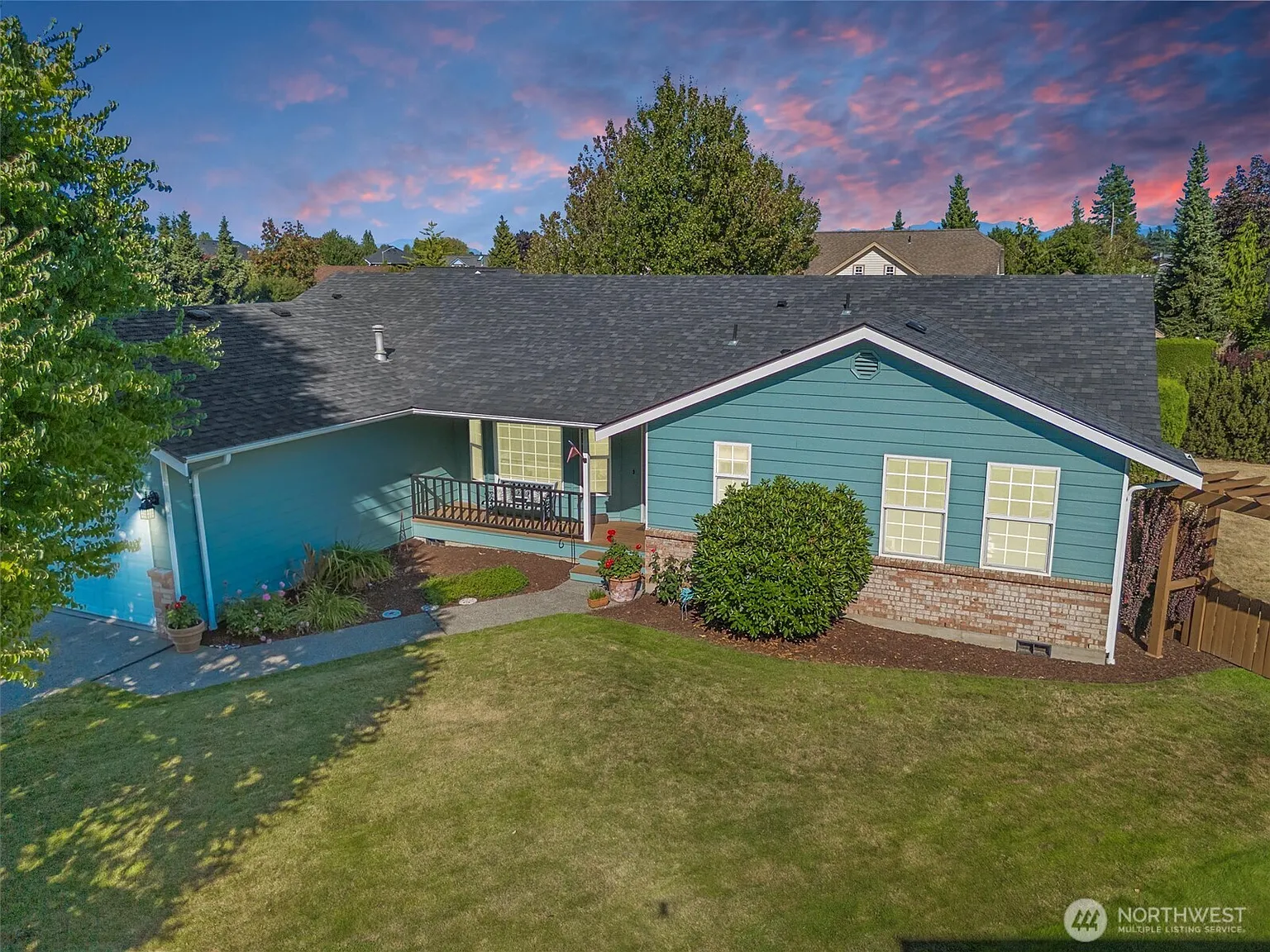 812 S Pine Court photo 1