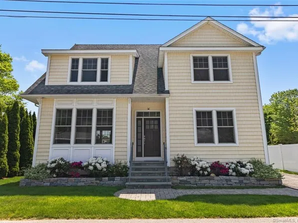 51 Perigee Lane, Westbrook, CT 06498