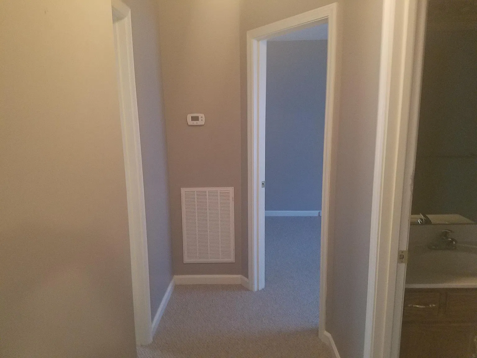 2 bed, 815 sqft, $1,250 — Photo 3