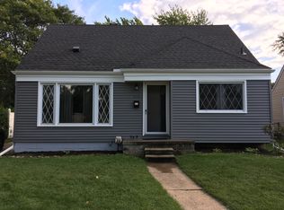 349 Nakota St, Clawson, MI 48017