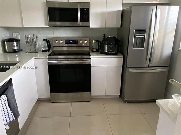 3rd image of 8838 W McNab Rd APT 104