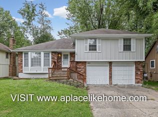 1013 E Layton Dr, Olathe, KS 66061