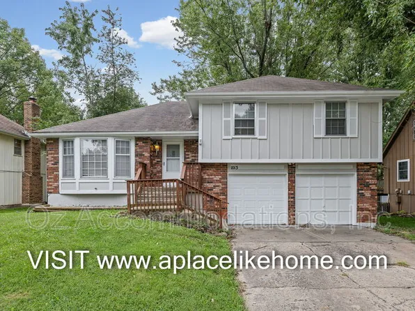 1013 E Layton Dr, Olathe, KS 66061