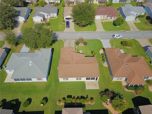 2nd image of 3300 Oakdale Pl
