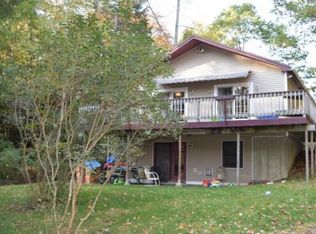 25 Meredith Ln, Center Barnstead, NH 03225