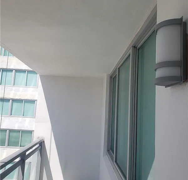 Spacious balcony for sunrise viewing and ocean front evenings