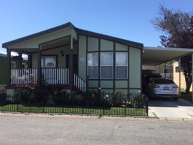 1st image of 251 El Bosque Dr