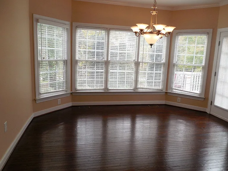 5013 Harvest Glen Ct — Photo 8