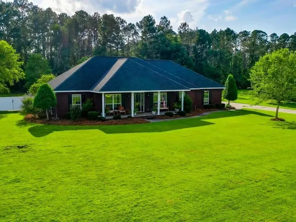 6116 Stoney Brook Dr, Blackshear, GA 31516