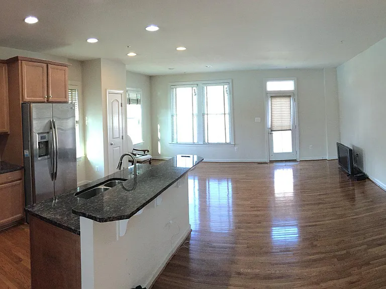 542 Rudbeckia Pl — Photo 4