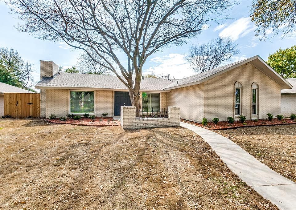 1st image of 7846 La Sobrina Dr