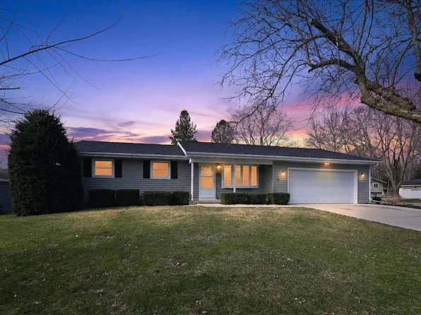 499 Hyland Drive, Stoughton, WI 53589