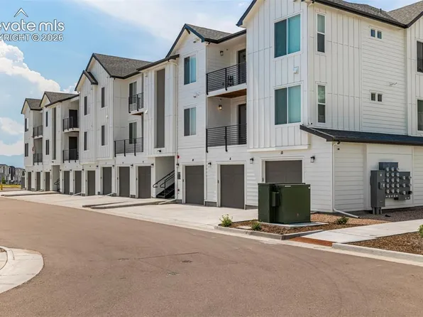 2252 Arikaree Hts #202, Colorado Springs, CO 80908