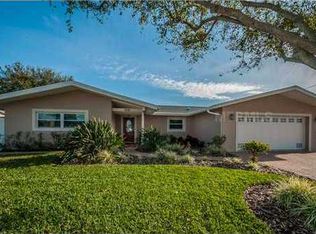 8518 42nd Ave N, Saint Petersburg, FL 33709