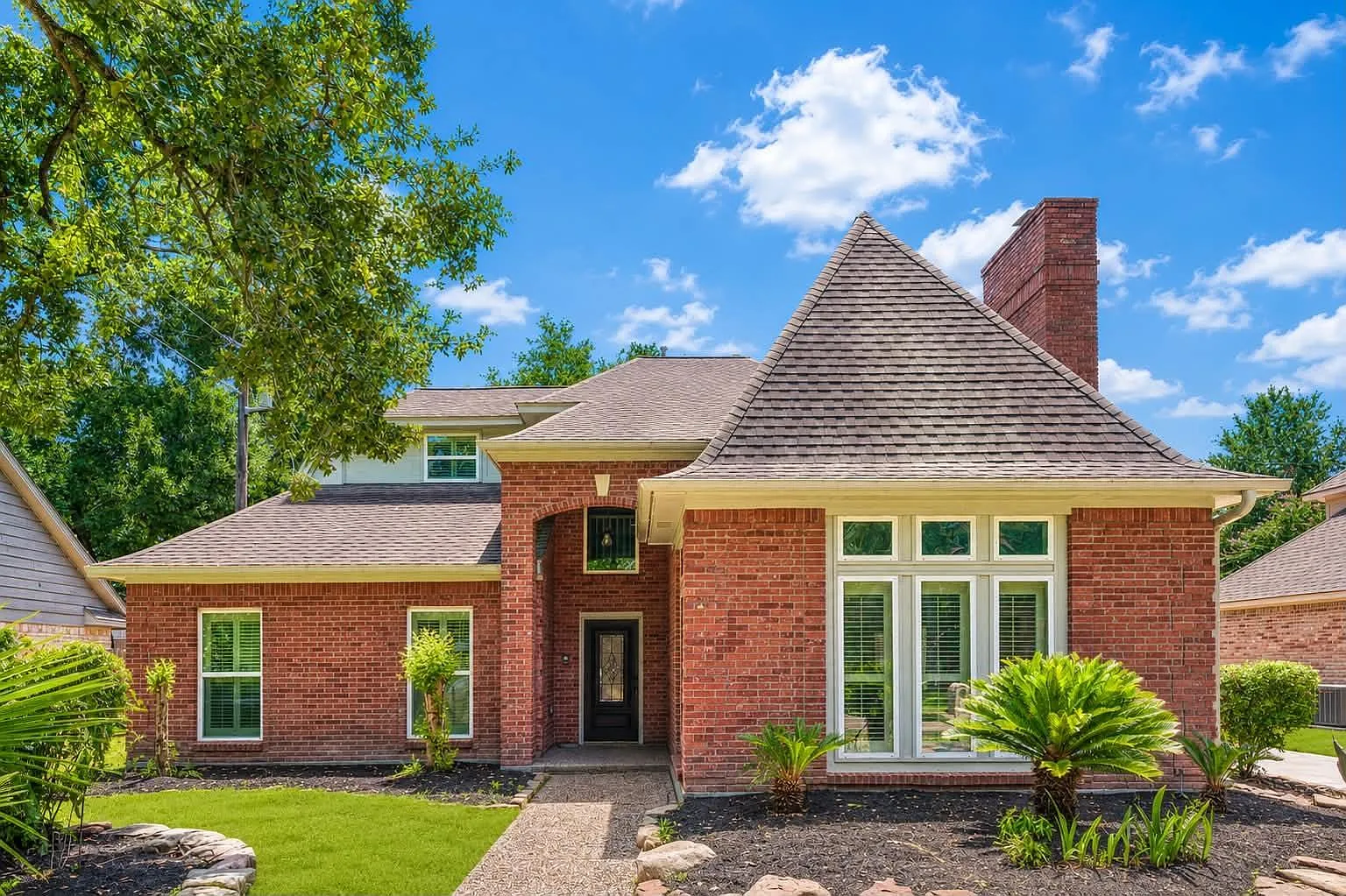 4 bed, 2.5 bath, 2615 sqft, $3,300 — Photo 4