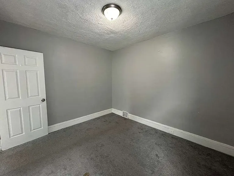 13616 Coit Rd — Photo 11
