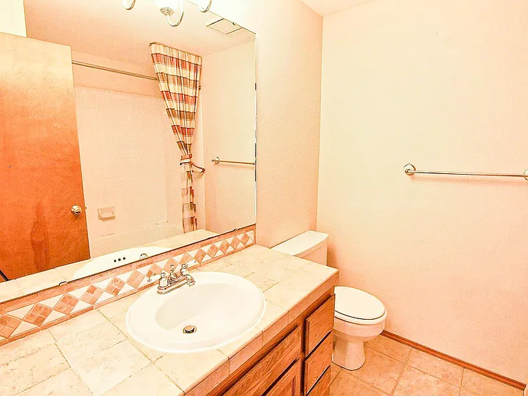 23952 SE 40th Pl — Photo 20
