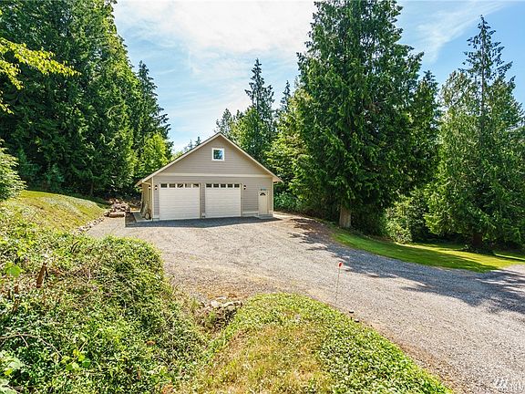 3rd image of 29691 E Elk Run Dr