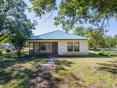 203 Avenue E, Blanket, TX, 76432